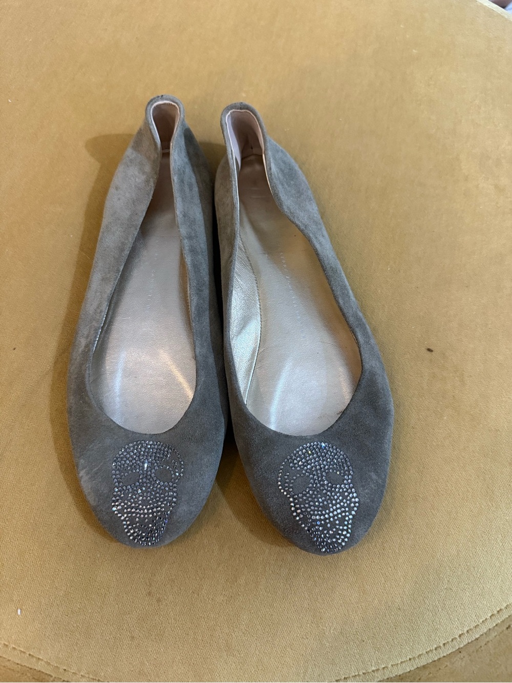 Giuseppe Zanotti Gray Suede Ballet Flats with Crystal Skull - Picture 8 of 8